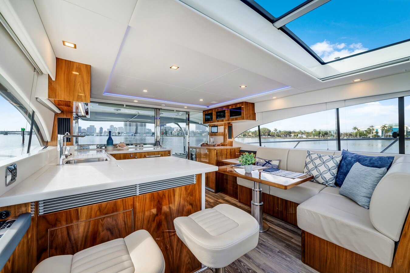 2022-riviera-australia-54-dba2d0