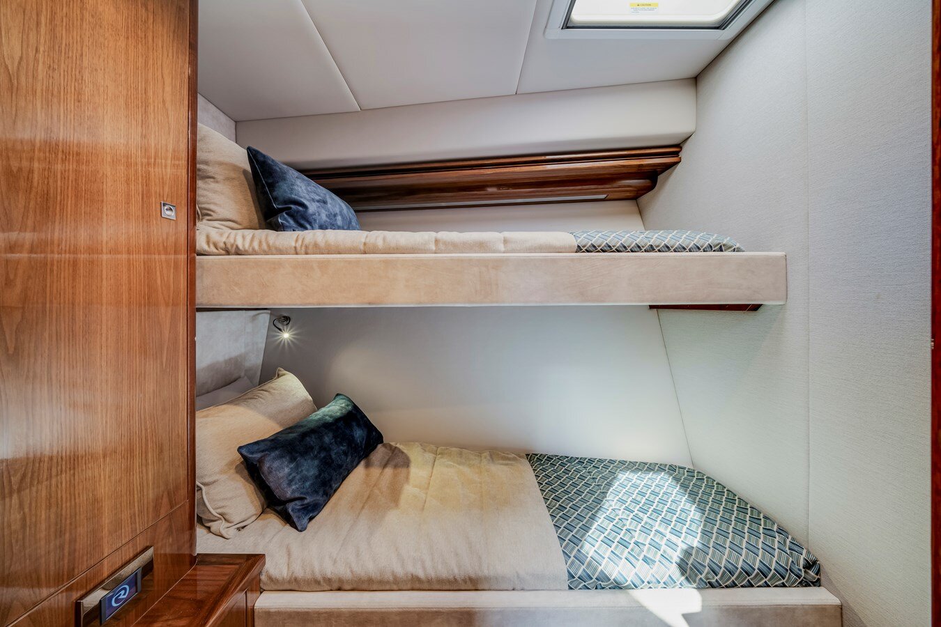 2022-riviera-australia-54-dba2d0