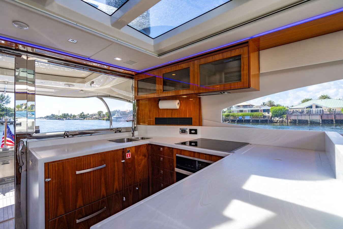 2022-riviera-australia-60-9de0f5