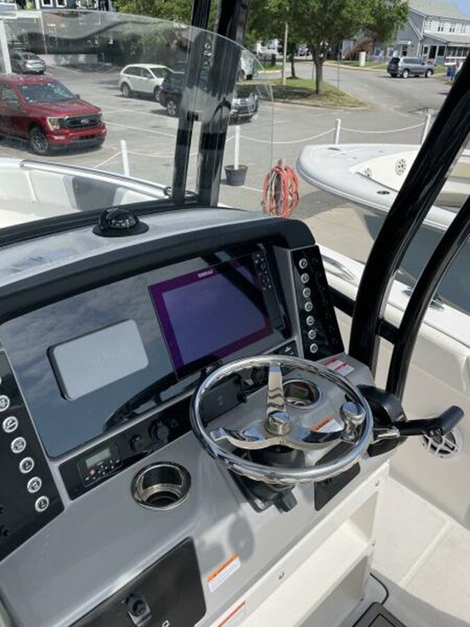 2022-robalo-23-6769c5