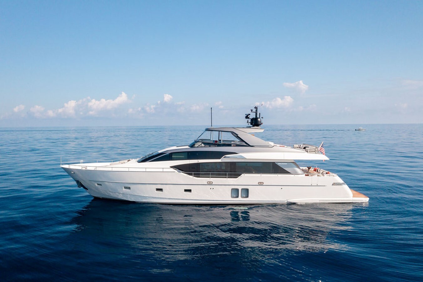 2022-sanlorenzo-87-10-f3c2ed