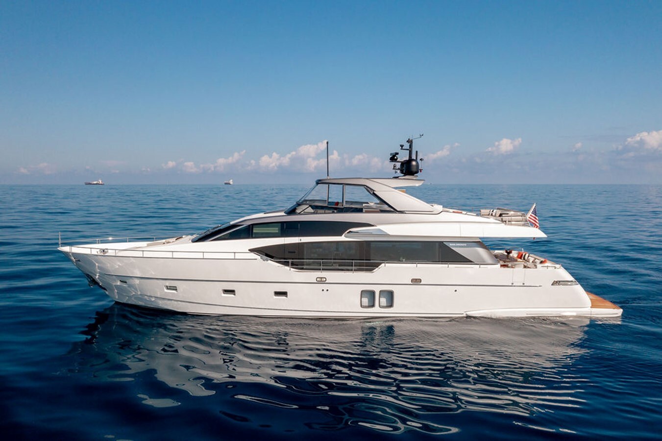 2022-sanlorenzo-87-10-f3c2ed