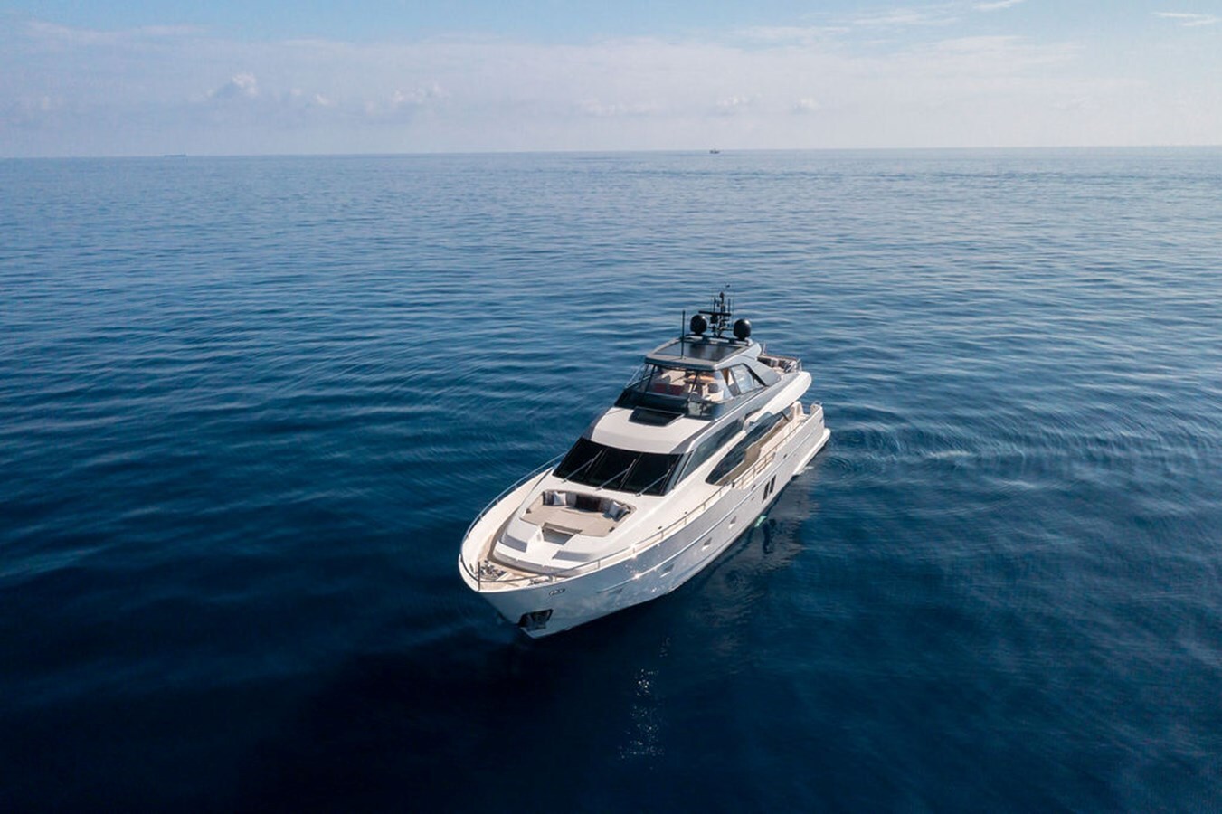 2022-sanlorenzo-87-10-f3c2ed