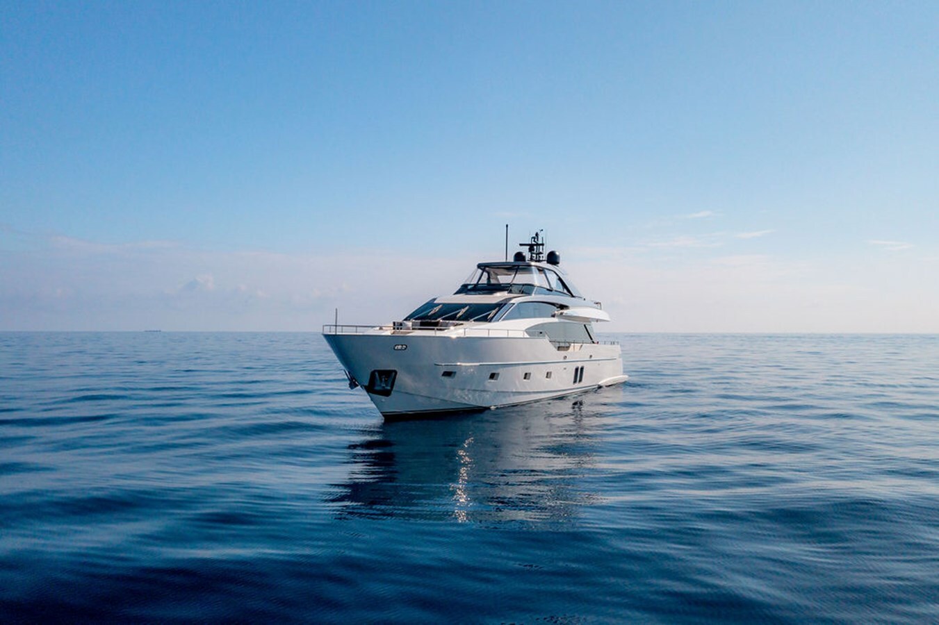 2022-sanlorenzo-87-10-f3c2ed