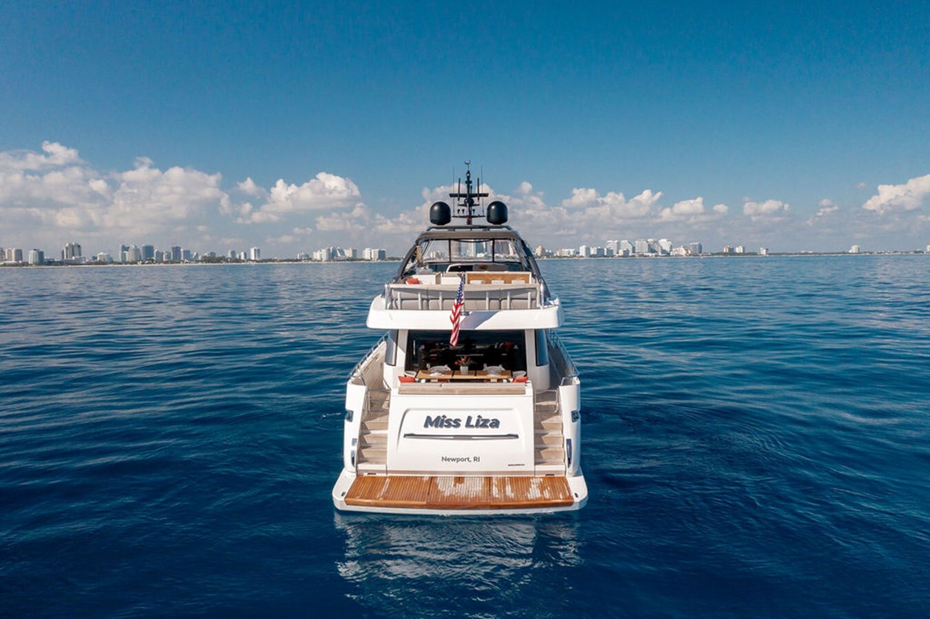 2022-sanlorenzo-87-10-f3c2ed