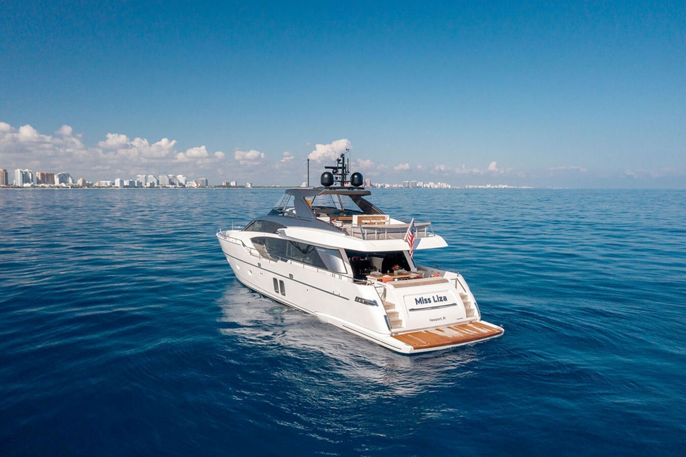 2022-sanlorenzo-87-10-f3c2ed