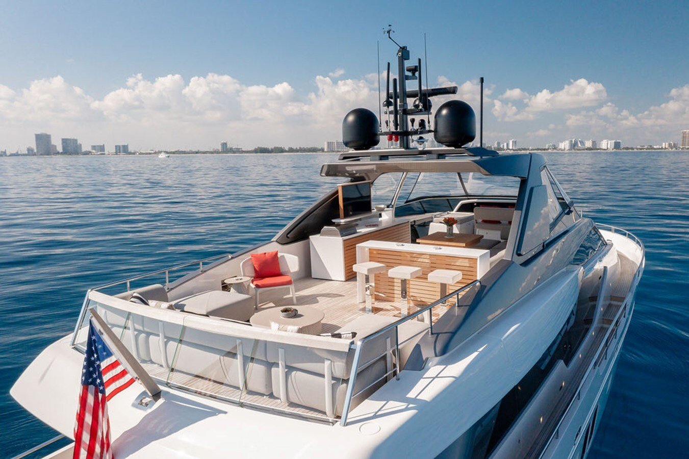 2022-sanlorenzo-87-10-f3c2ed