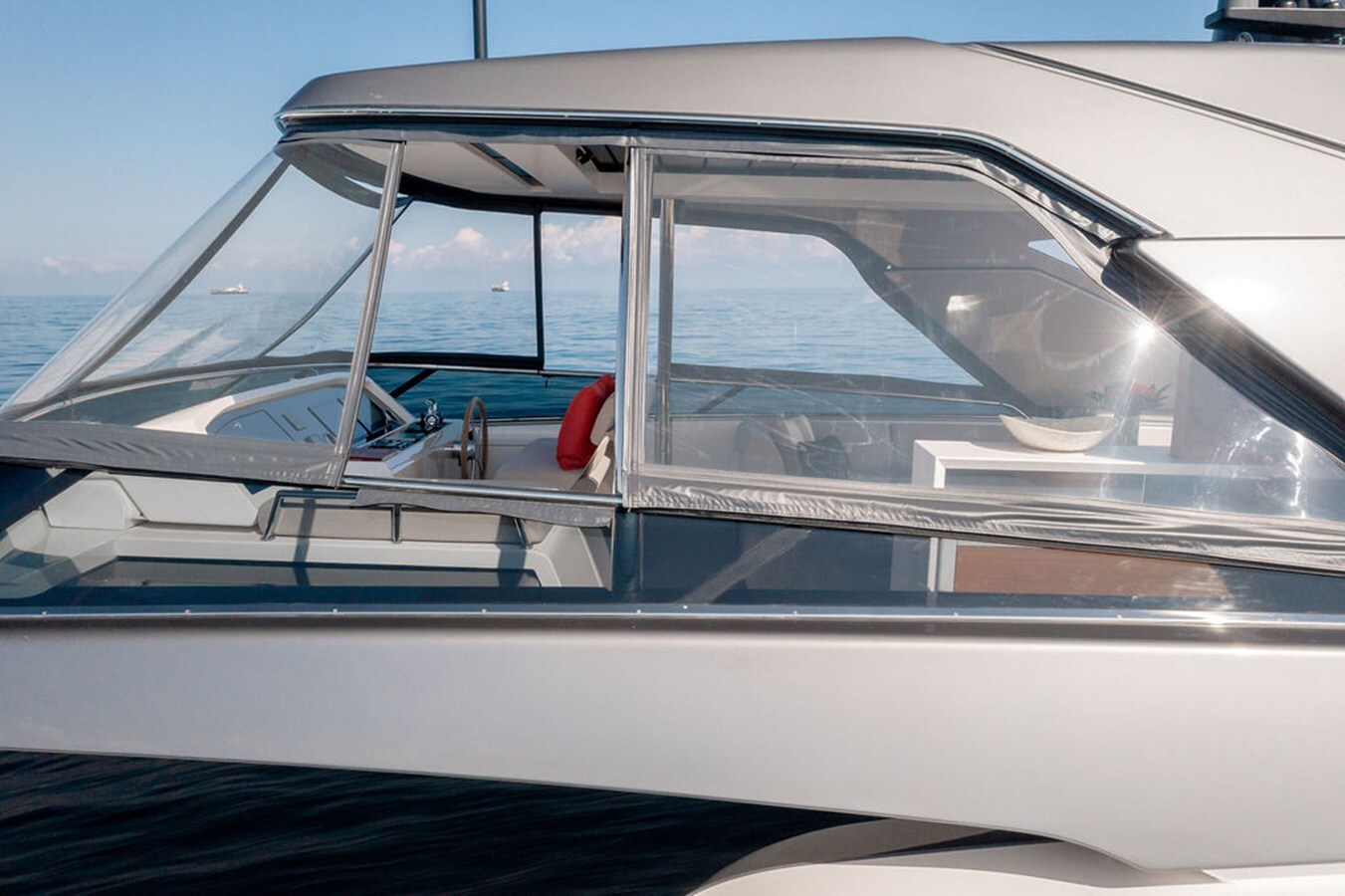 2022-sanlorenzo-87-10-f3c2ed