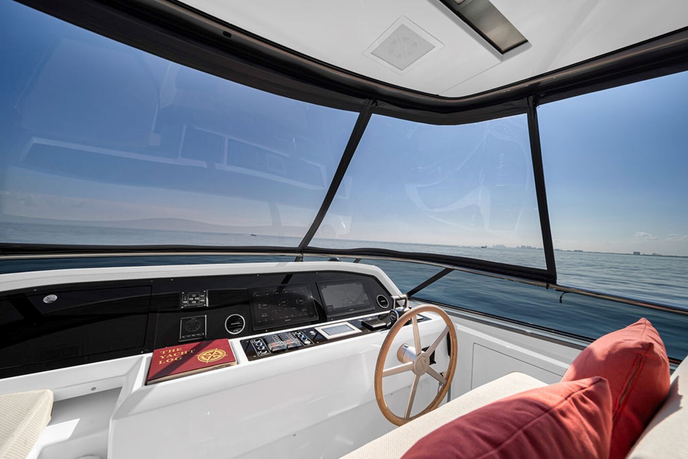 2022-sanlorenzo-87-10-f3c2ed