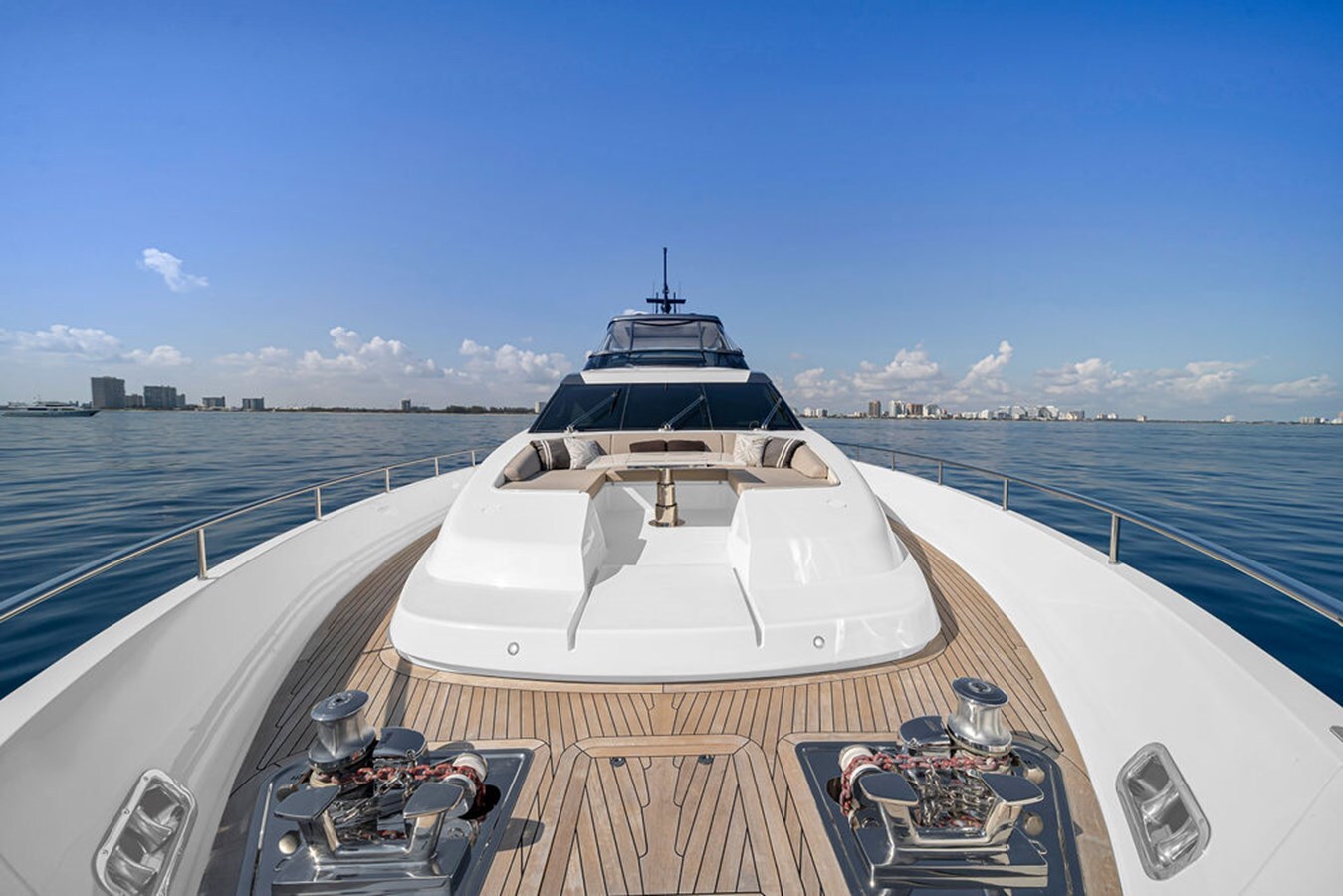 2022-sanlorenzo-87-10-f3c2ed