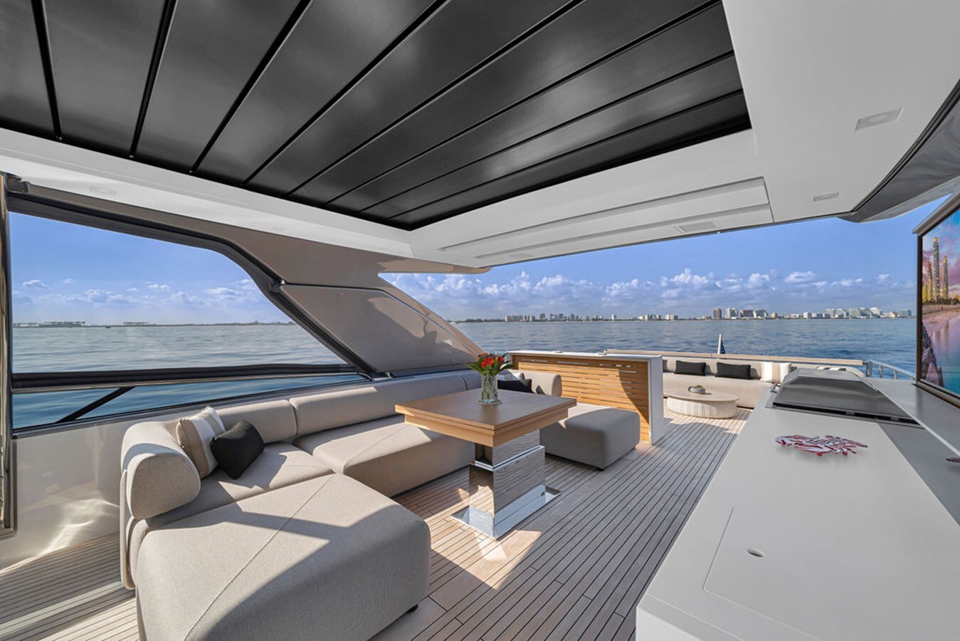 2022-sanlorenzo-87-10-f3c2ed