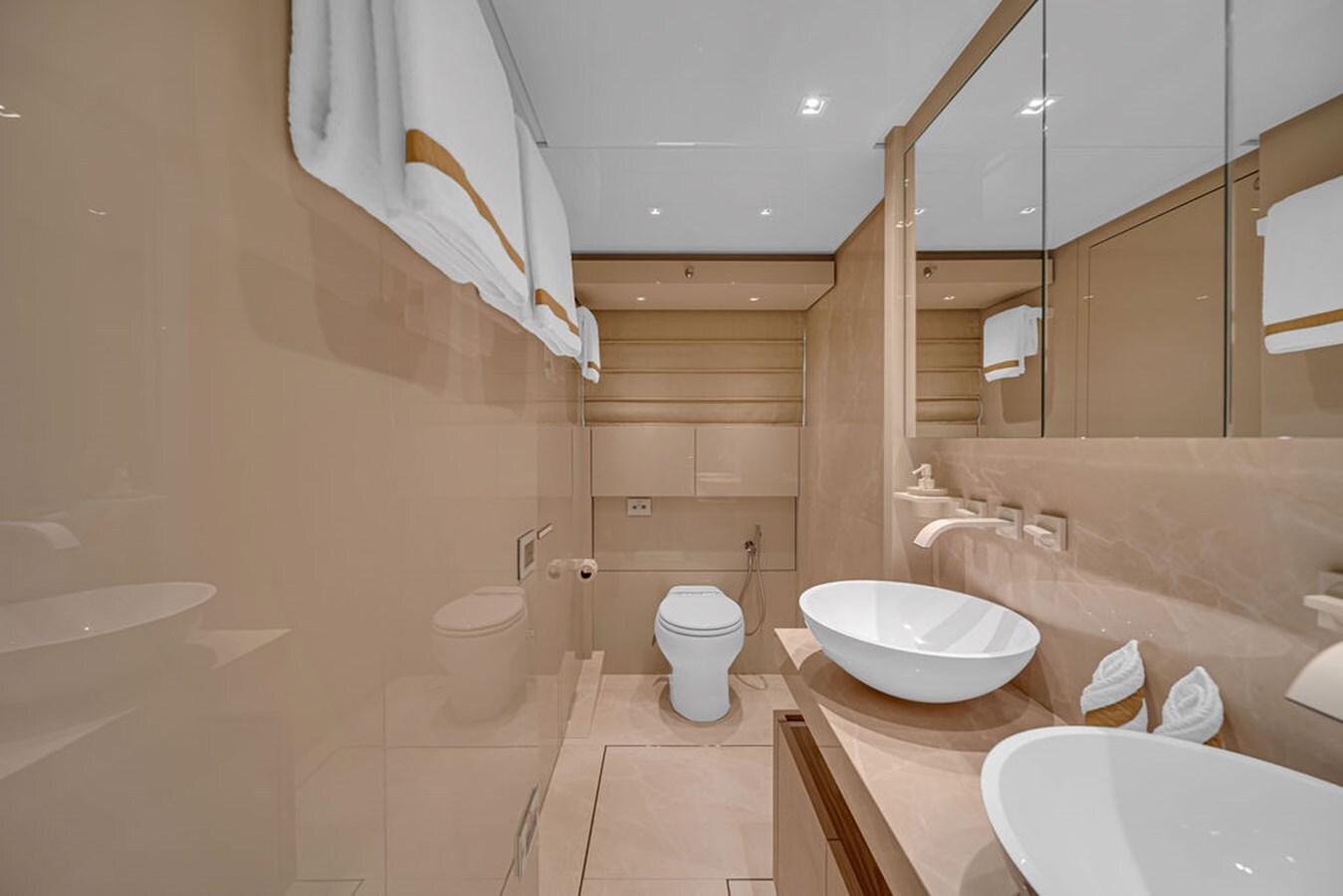 2022-sanlorenzo-87-10-f3c2ed