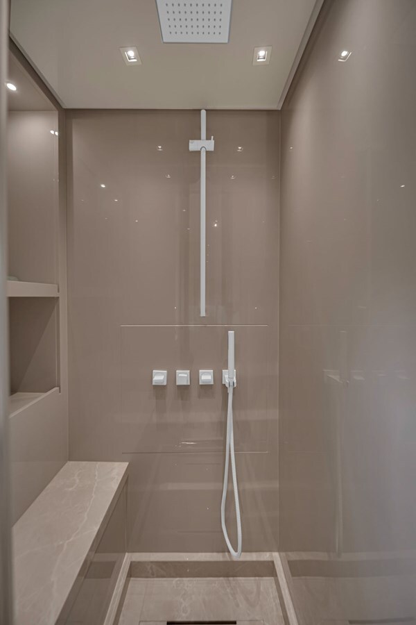 2022-sanlorenzo-87-10-f3c2ed