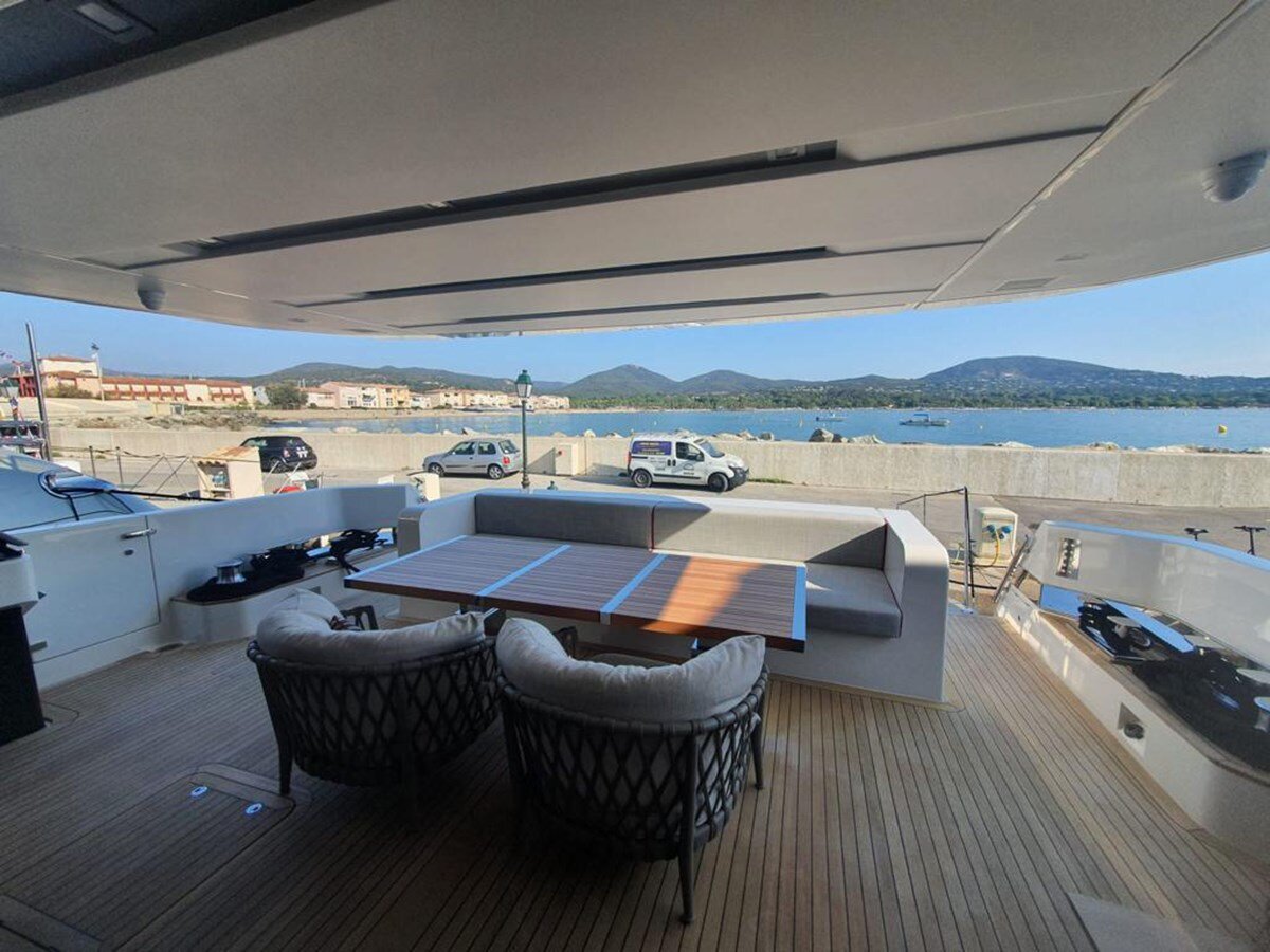 2022-sanlorenzo-95-5-9bfb90