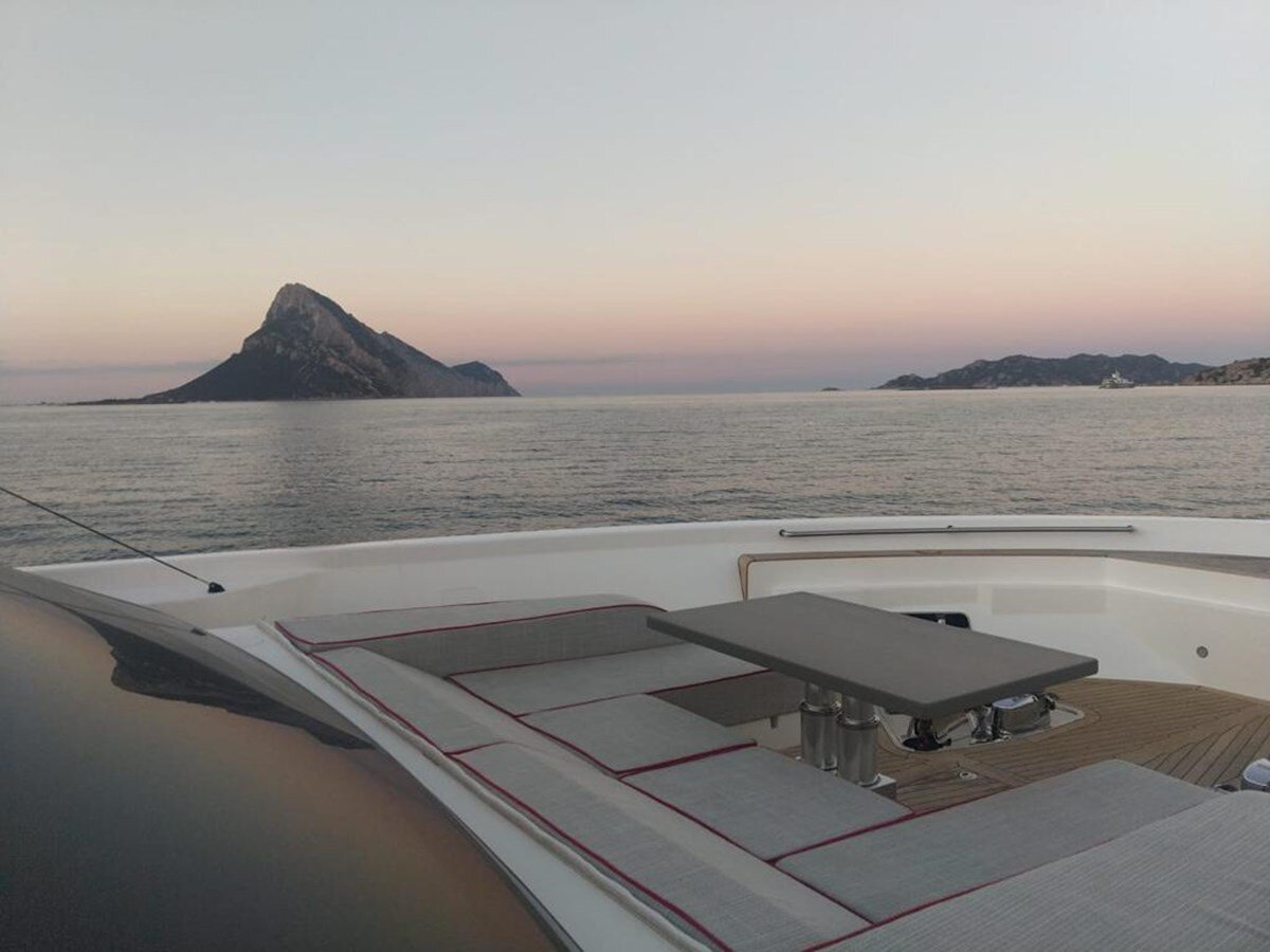 2022-sanlorenzo-95-5-9bfb90