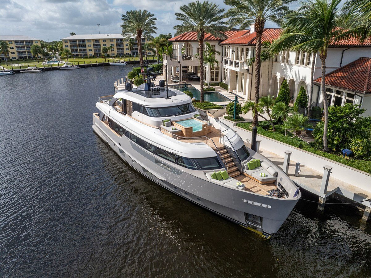 2022-sanlorenzo-96-a9d0ca