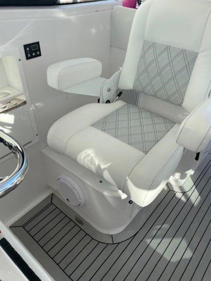 2022-southport-boatworks-33-dd3773