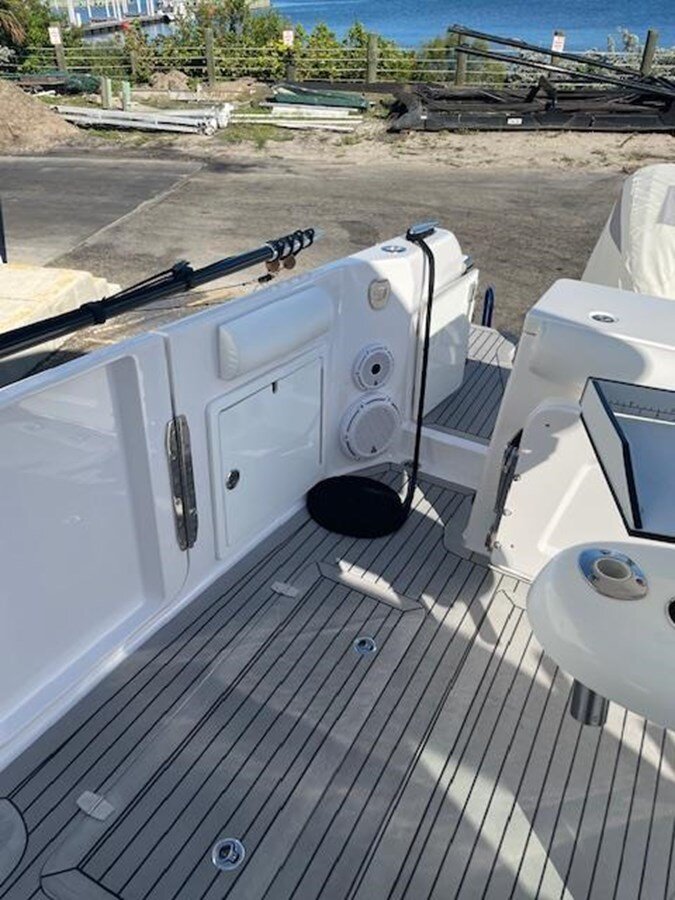 2022-southport-boatworks-33-dd3773