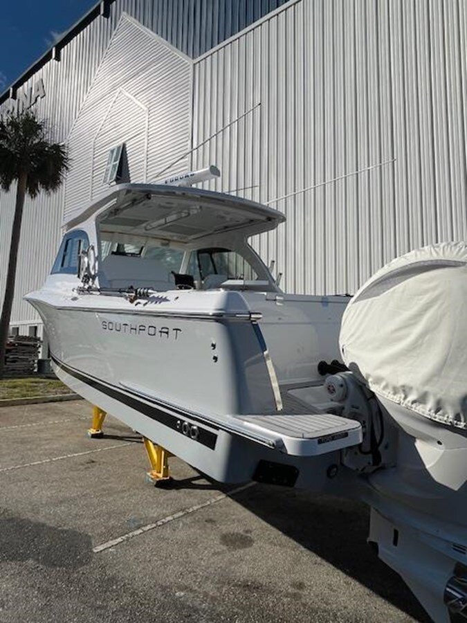 2022-southport-boatworks-33-dd3773
