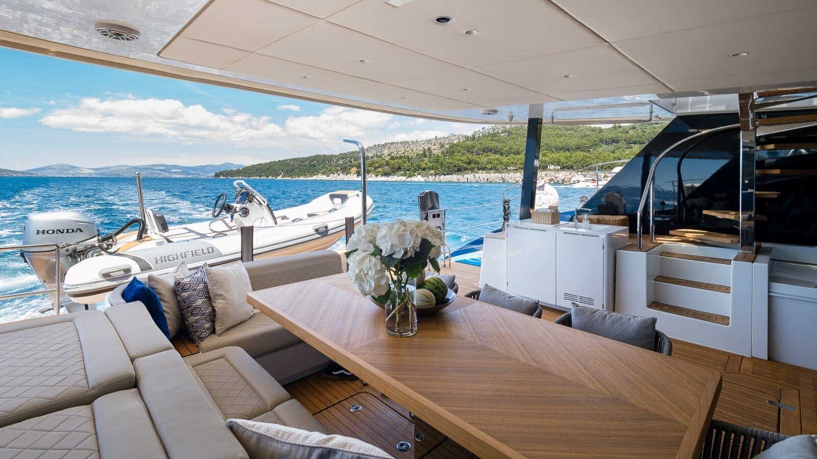 2022-sunreef-yachts-43-8-1a4077