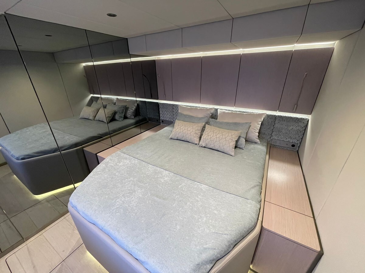 2022-sunreef-yachts-70-7-2467cf