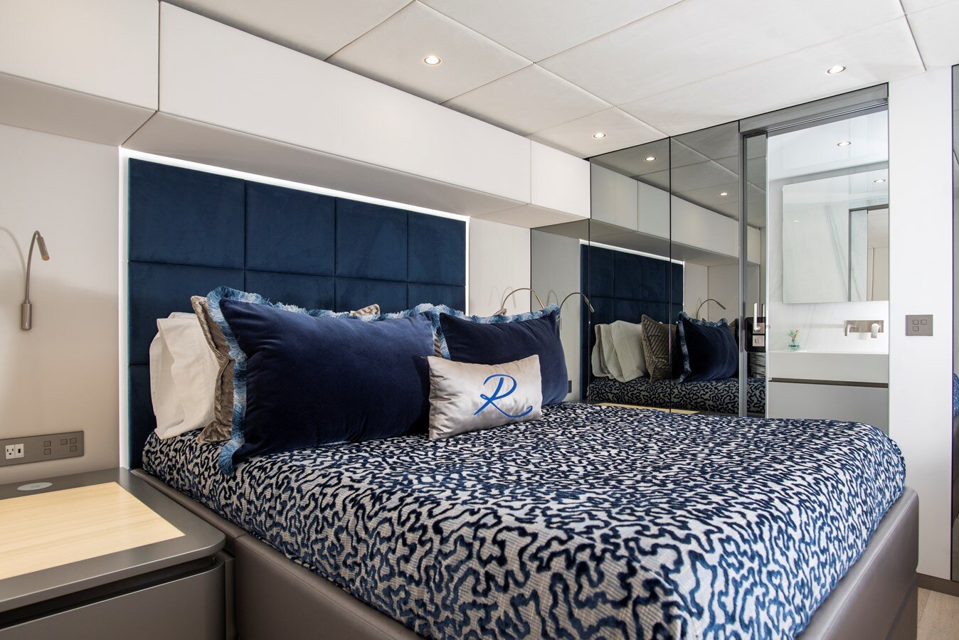 2022-sunreef-yachts-78-3-eb550c