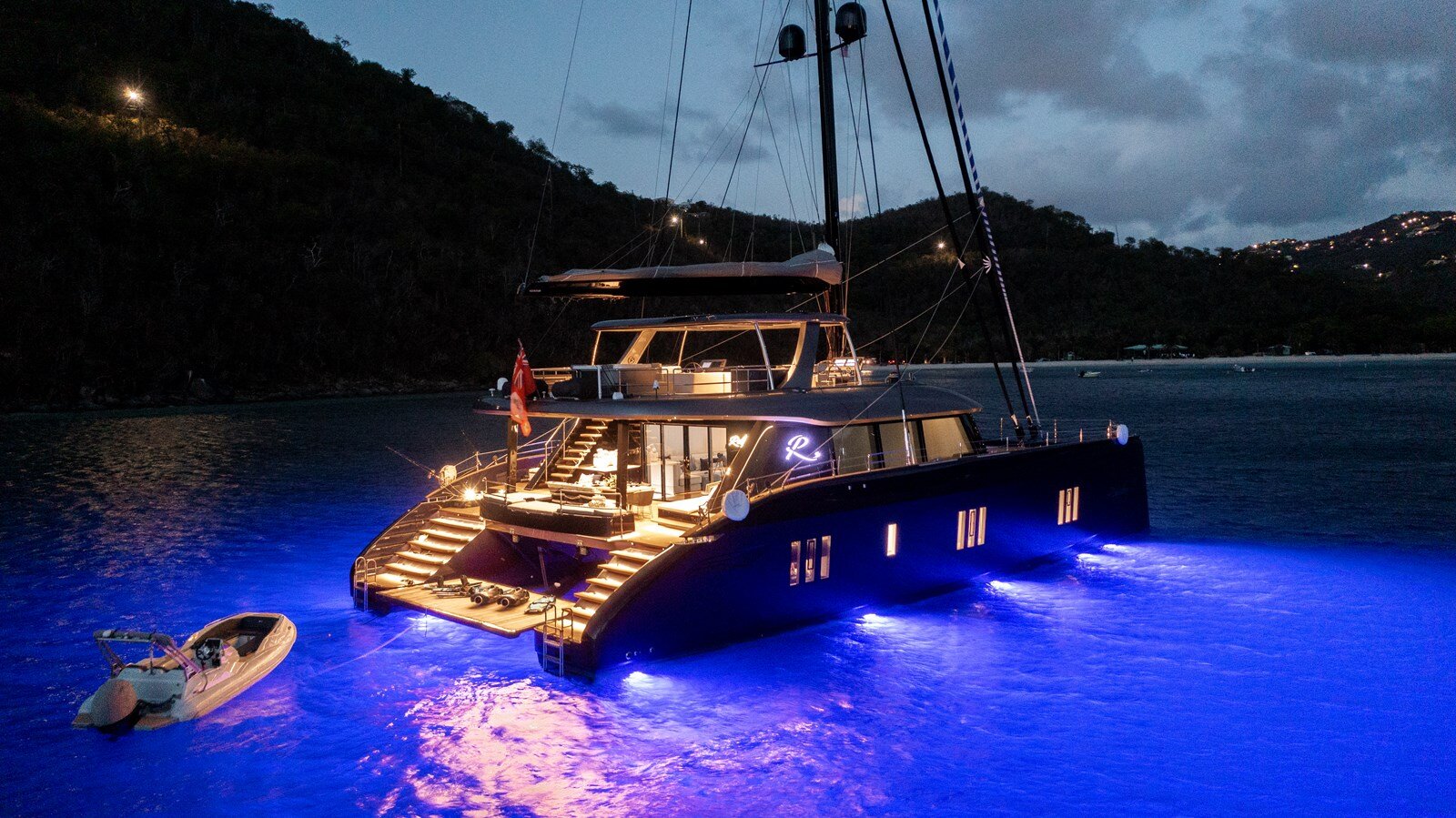 2022-sunreef-yachts-78-3-eb550c