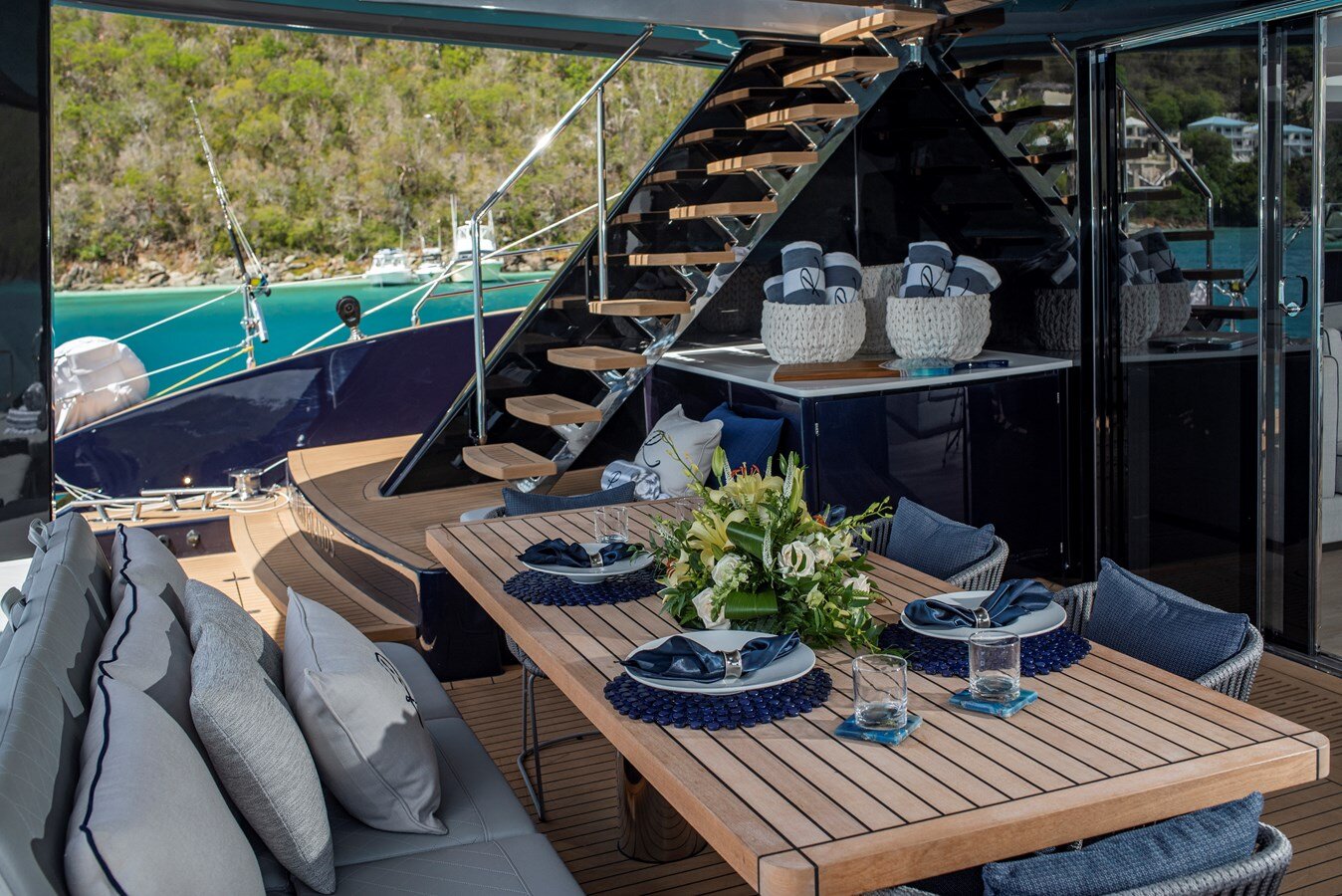 2022-sunreef-yachts-78-3-7f79ba