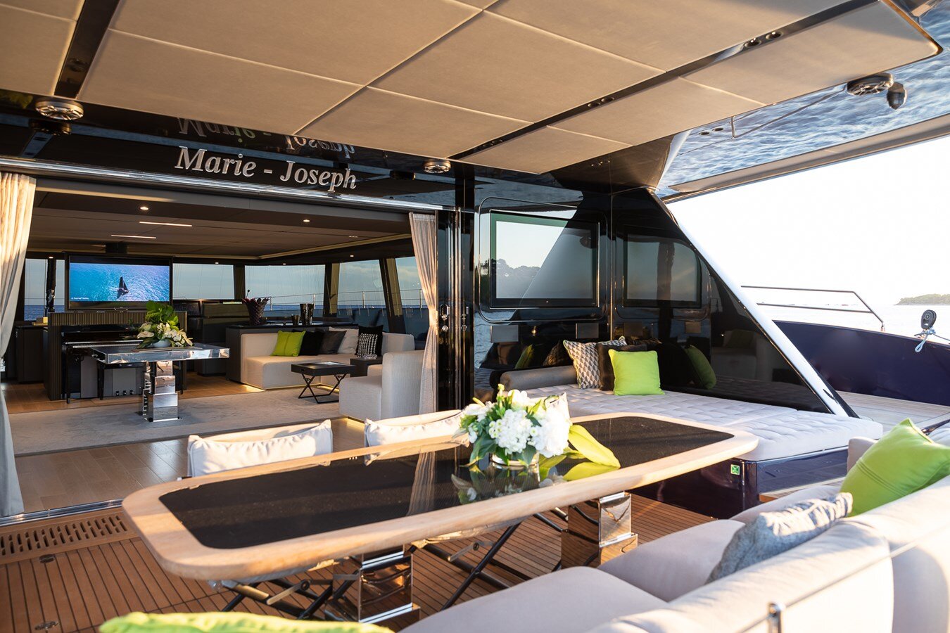 2022-sunreef-yachts-78-7-a5edc7