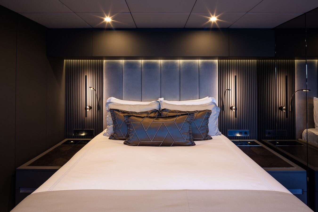 2022-sunreef-yachts-78-7-a5edc7