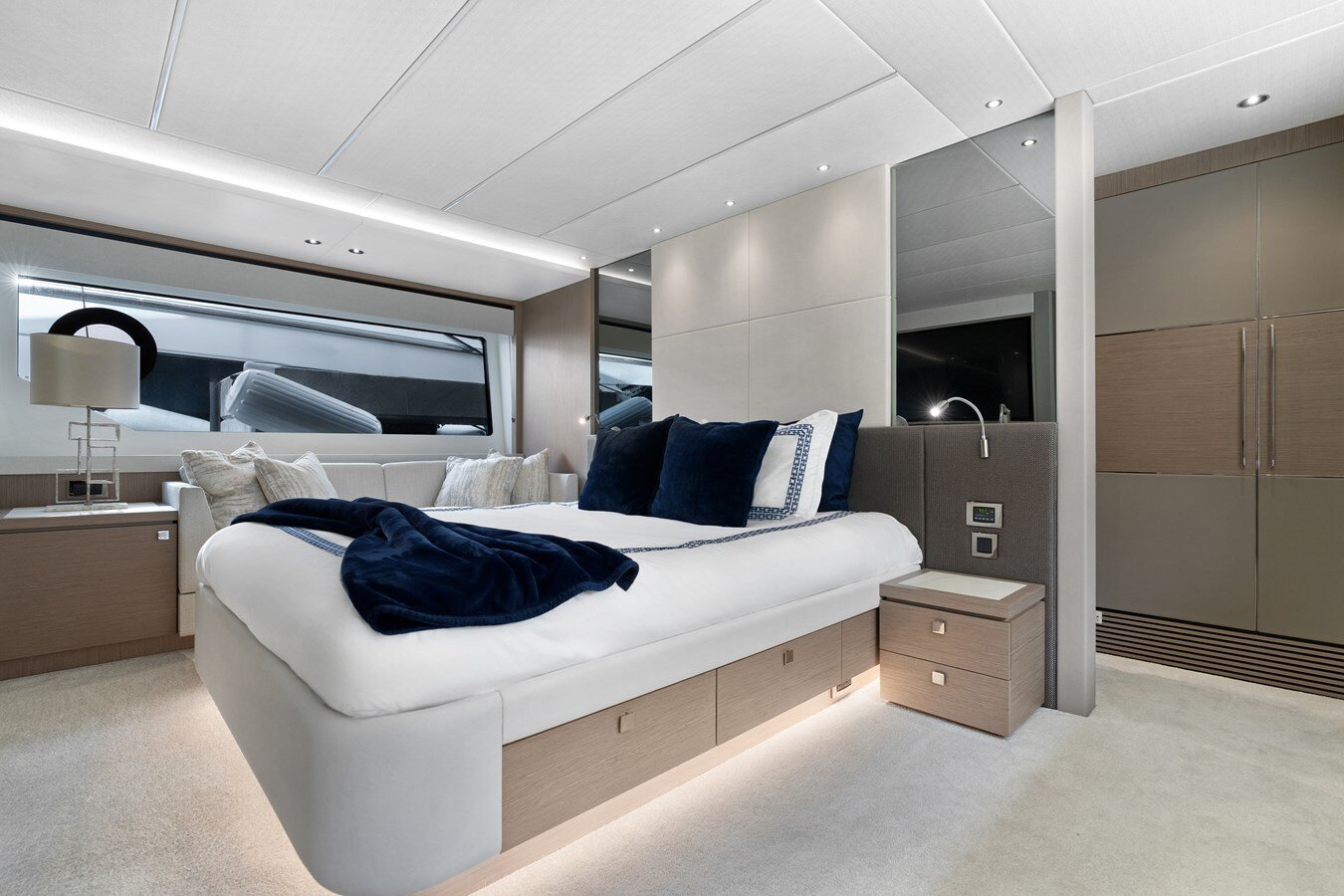 2022-sunseeker-77-6-5bed06