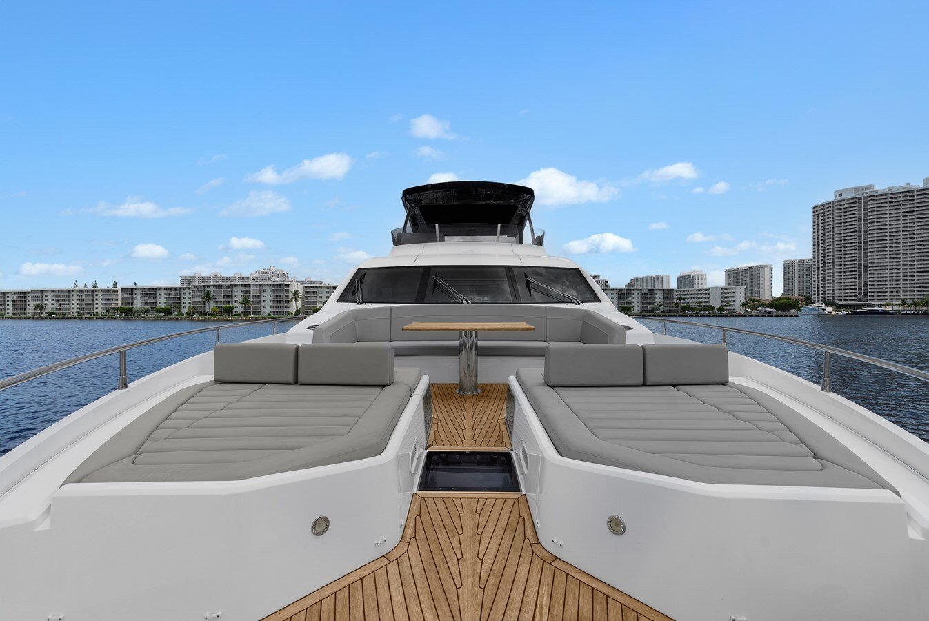 2022-sunseeker-77-6-5bed06