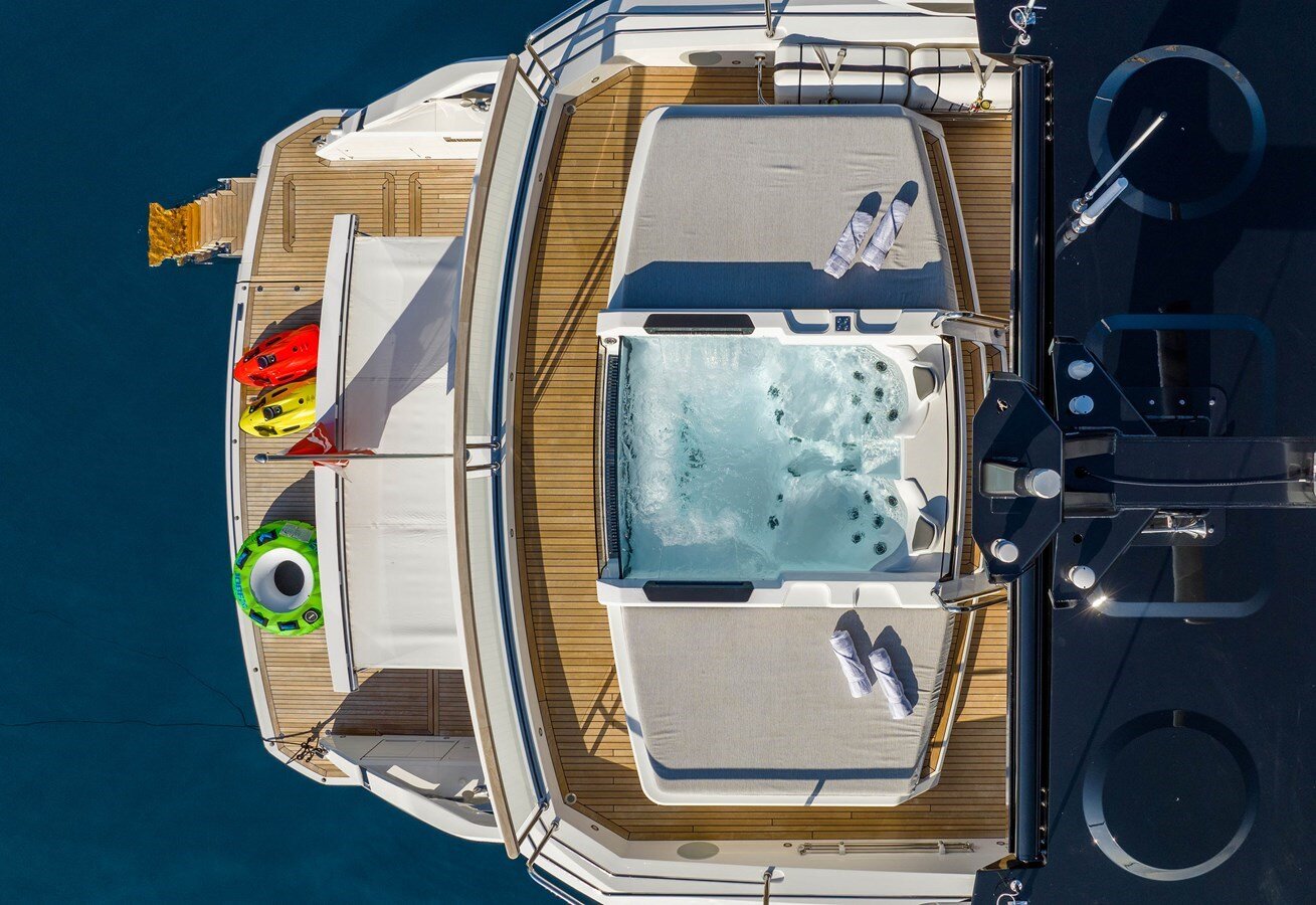 2022-sunseeker-88-11-7e0593