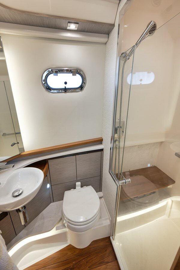 2022-tiara-48-b94140