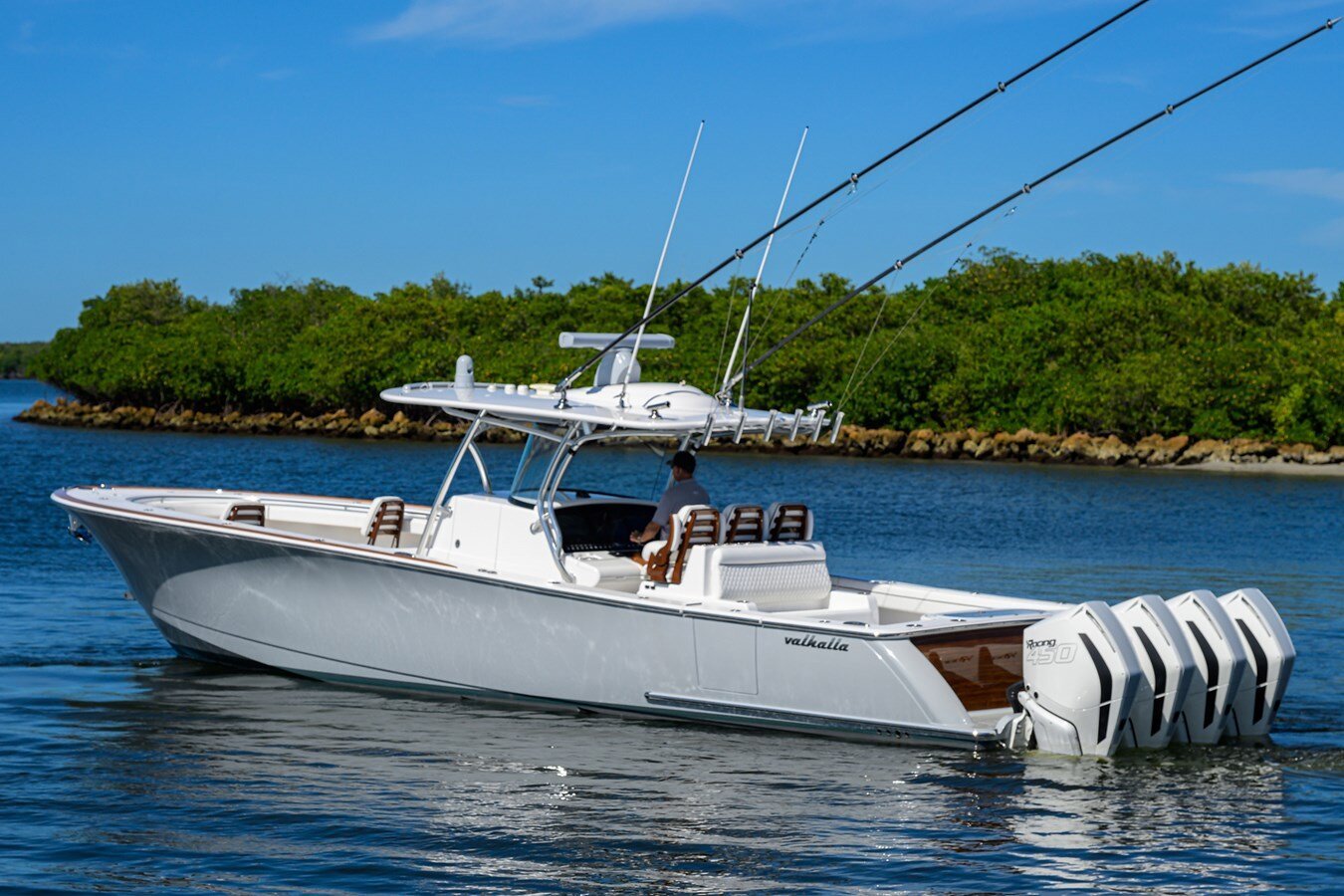 2022-valhalla-boatworks-41-cdf49c