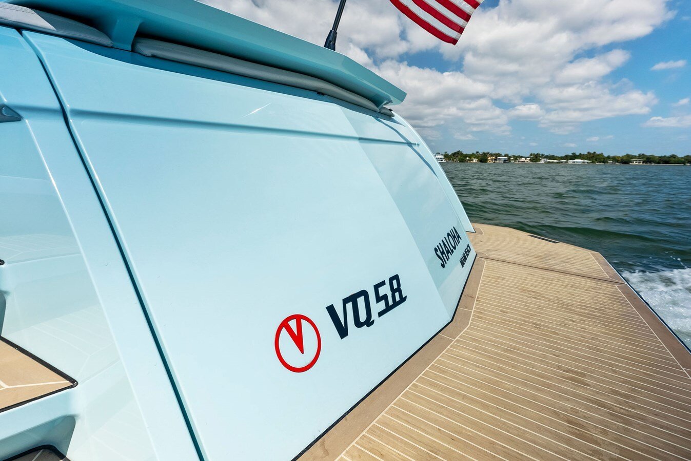 2022-vanquish-yachts-58-cea9b4