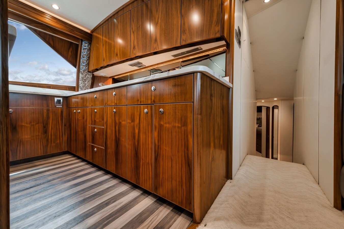 2022-viking-58-88cc26