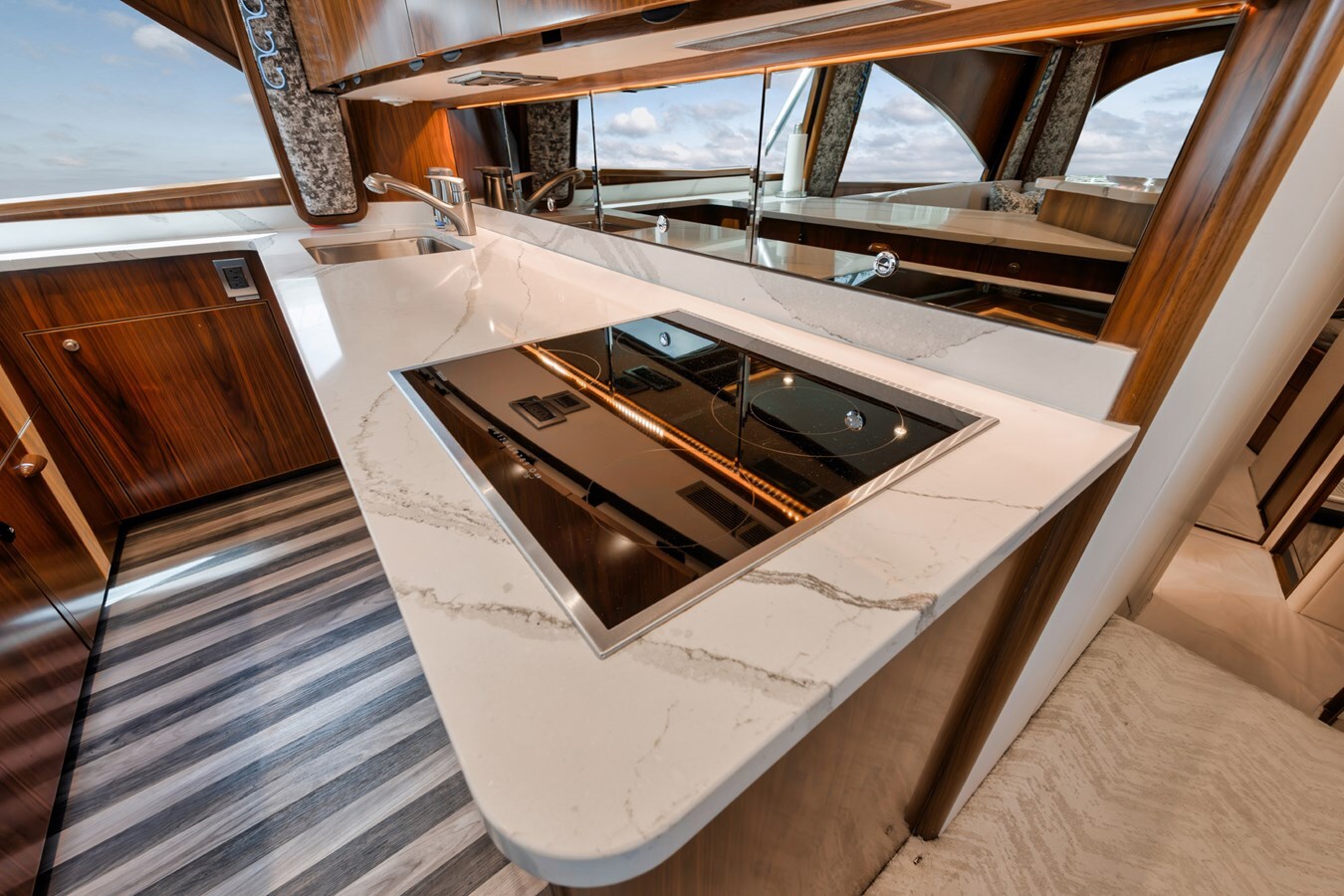 2022-viking-58-88cc26