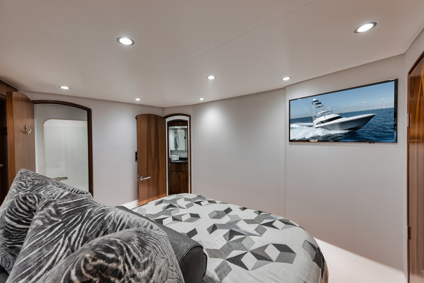 2022-viking-58-88cc26