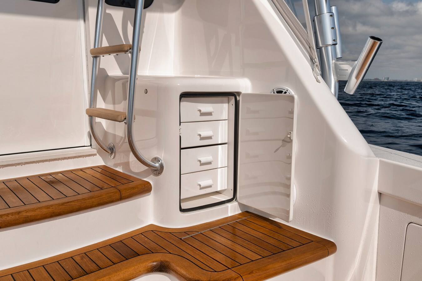 2022-viking-58-88cc26