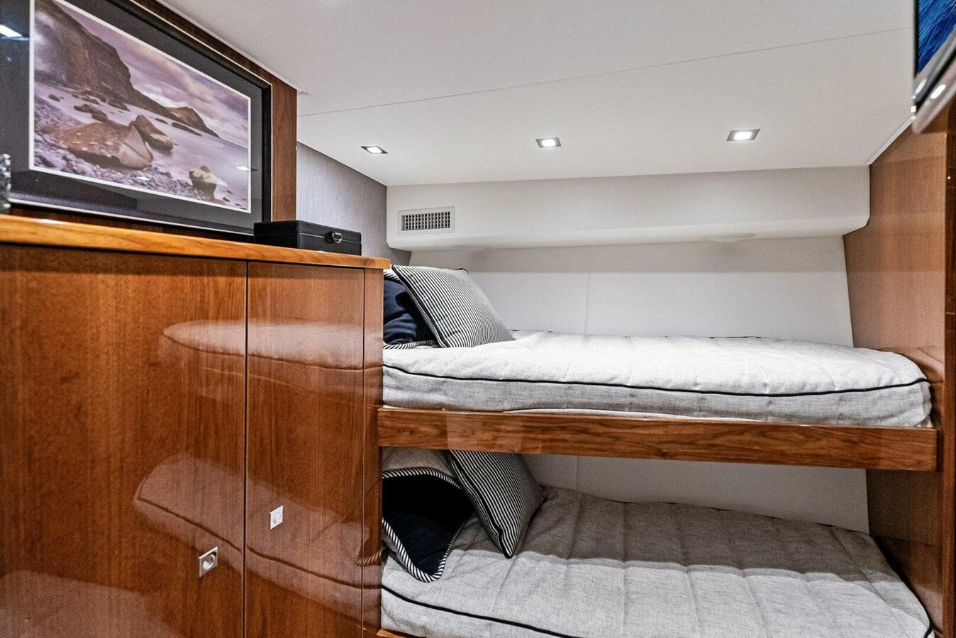 2022-viking-80-2f0e90