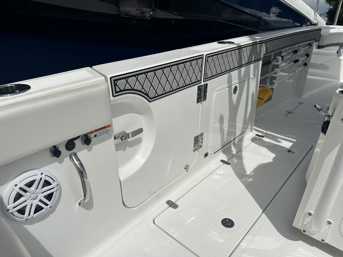 2022-wellcraft-30-2-634c7f