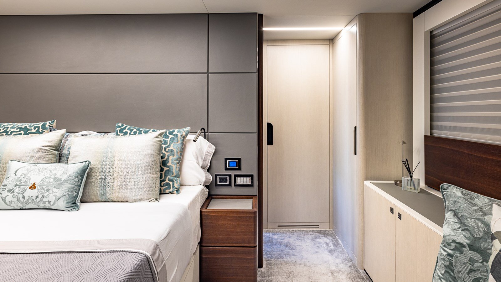 2023-astondoa-66-1-d49d3e