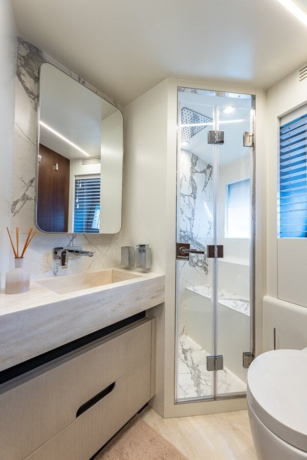 2023-astondoa-66-1-d49d3e