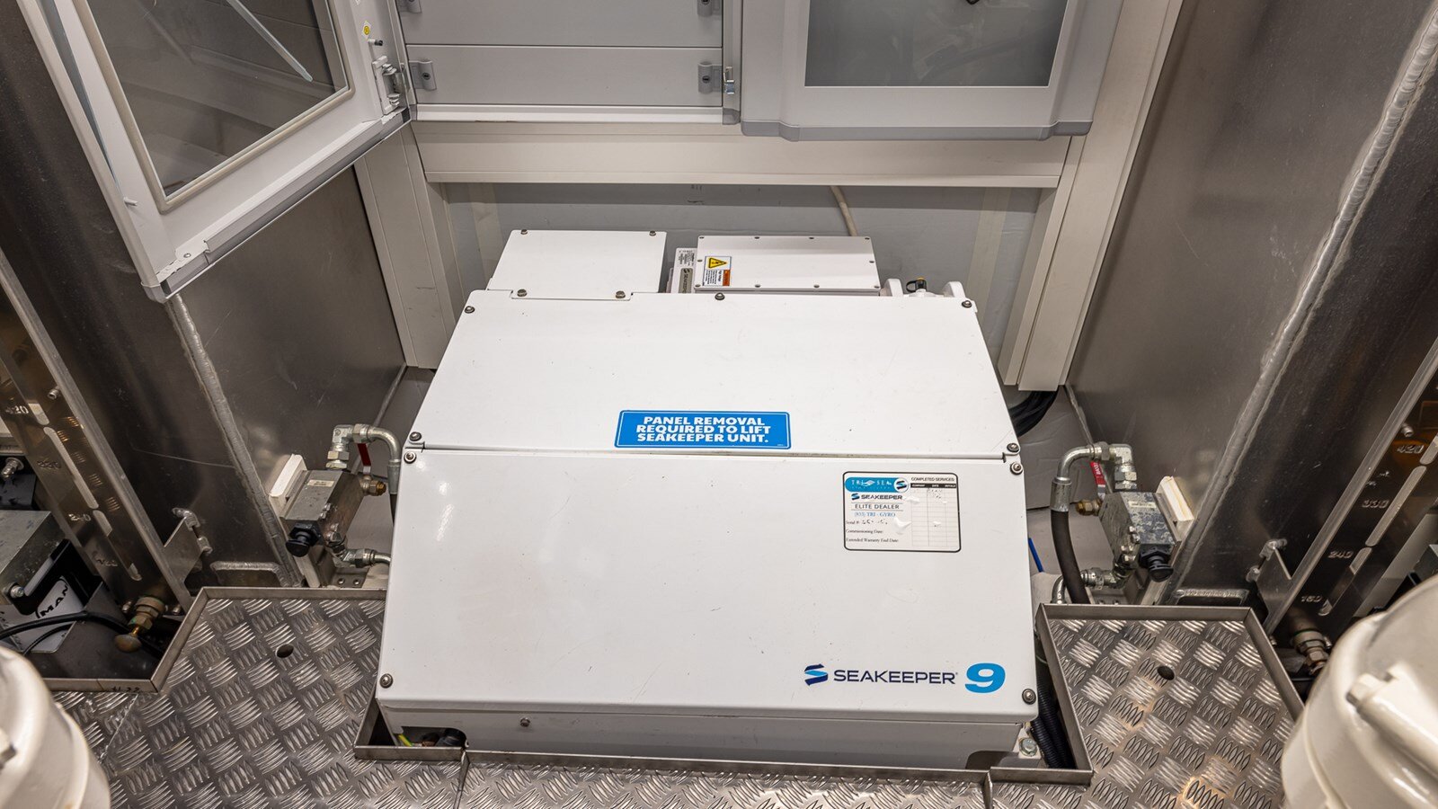 2023-astondoa-66-1-d49d3e