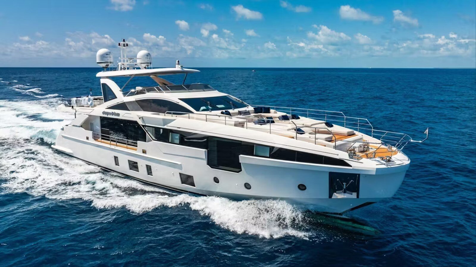 2023 AZIMUT YACHTS 102'