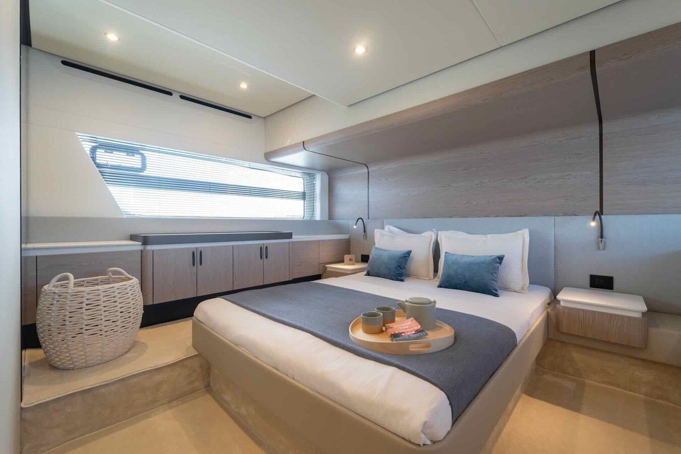 2023 AZIMUT YACHTS 55' 6