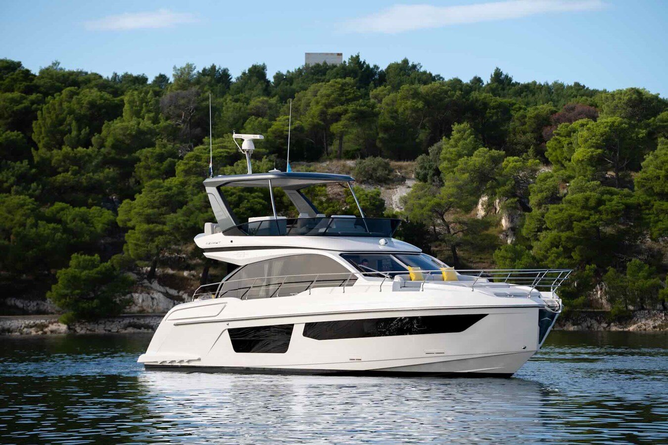 2023-azimut-yachts-55-6-2cfbc7