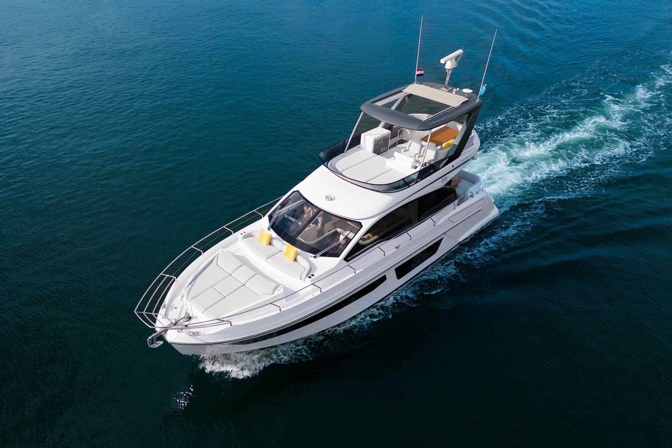 2023 AZIMUT YACHTS 55' 6