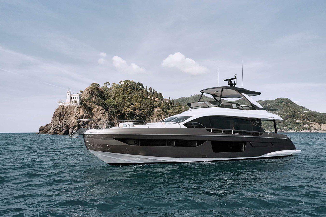 2023 AZIMUT YACHTS 68' 10